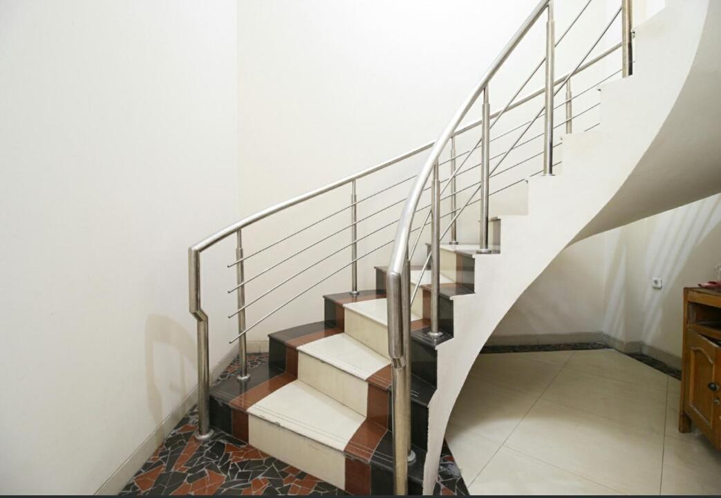 Hotel Syariah Tremigo Guesthouse Cirebon Εξωτερικό φωτογραφία
