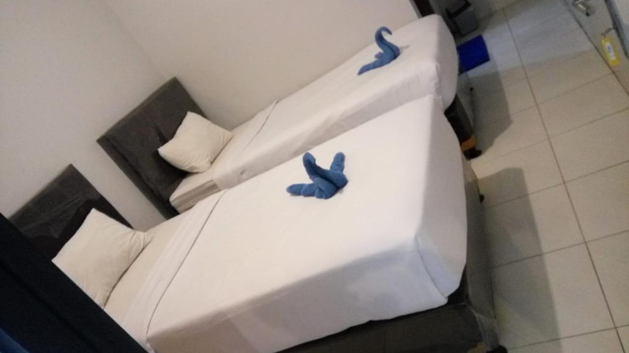 Hotel Syariah Tremigo Guesthouse Cirebon Εξωτερικό φωτογραφία
