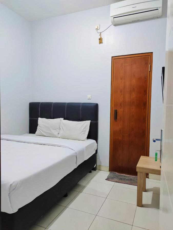 Hotel Syariah Tremigo Guesthouse Cirebon Εξωτερικό φωτογραφία