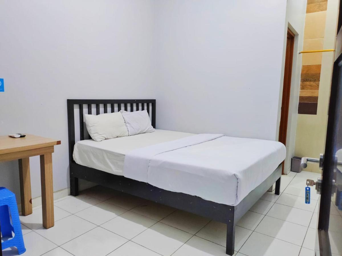 Hotel Syariah Tremigo Guesthouse Cirebon Εξωτερικό φωτογραφία
