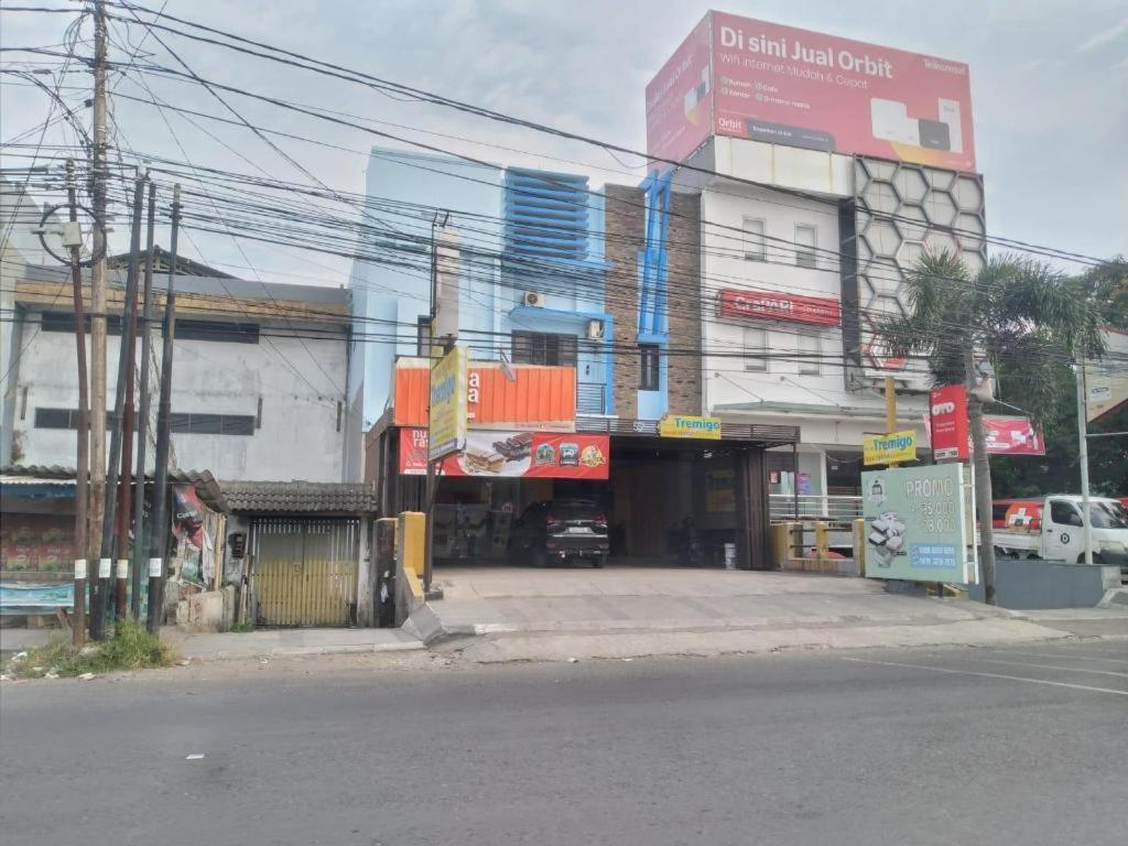 Hotel Syariah Tremigo Guesthouse Cirebon Εξωτερικό φωτογραφία