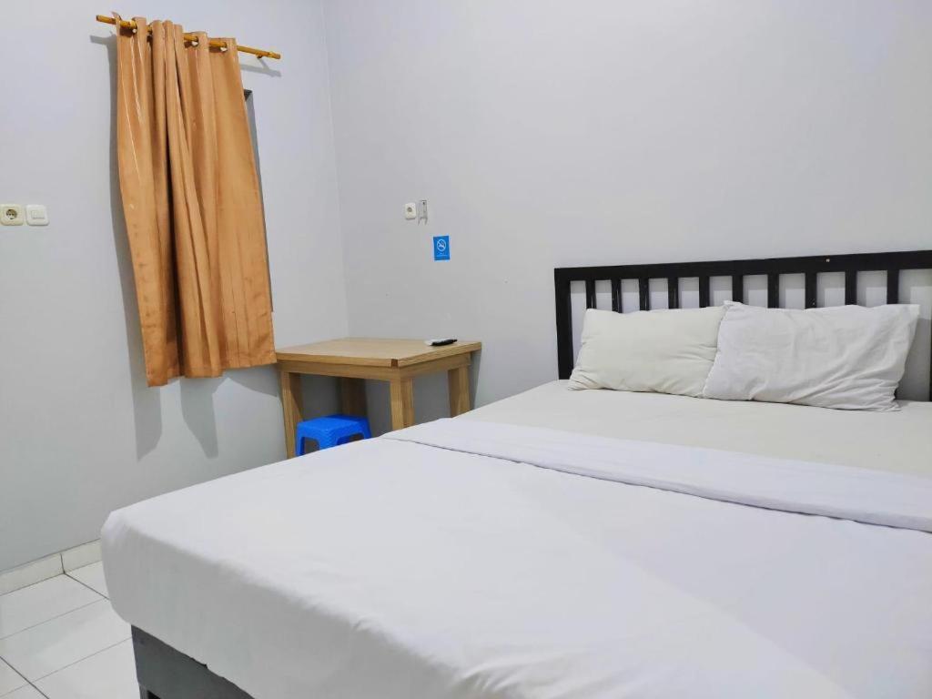Hotel Syariah Tremigo Guesthouse Cirebon Εξωτερικό φωτογραφία