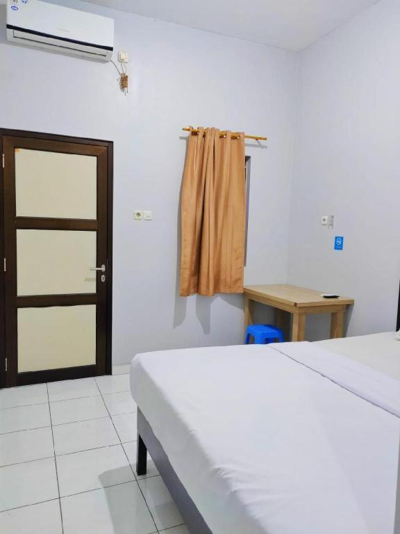 Hotel Syariah Tremigo Guesthouse Cirebon Εξωτερικό φωτογραφία